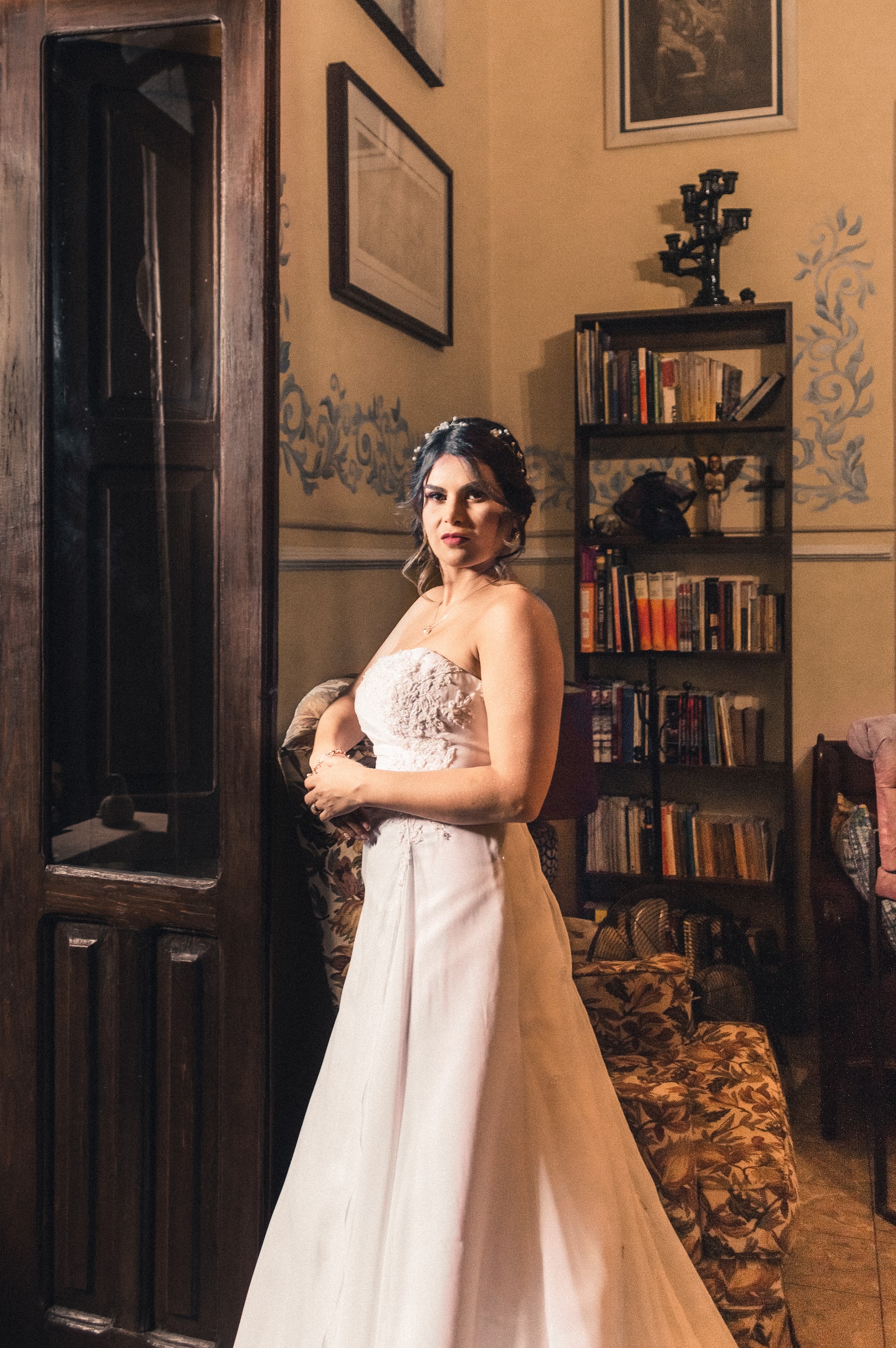 Retrato de Paulina durante los preparativos.